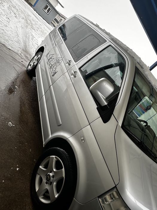 Volkswagen Multivan T5 2005 rok 2,5 diesel automat