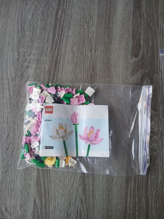 Конструктор ЛЕГО LEGO Квіти лотоса