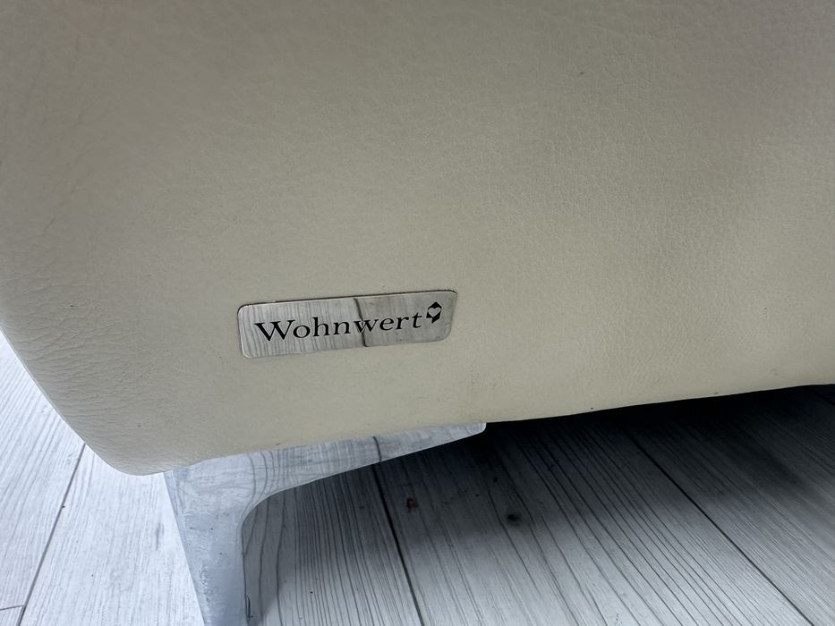 Фірмовий,шкіряний диван,електро