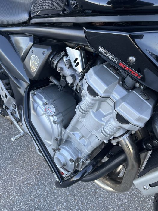 Suzuki Bandit GSF650 FI