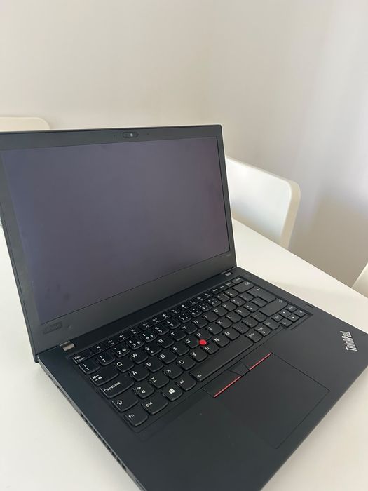 Nootbook Intel Core i5- 835OU