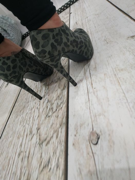 Botki DAMSKIe buty na platformie rozmiar 38 na szpilce w panterkę sexy