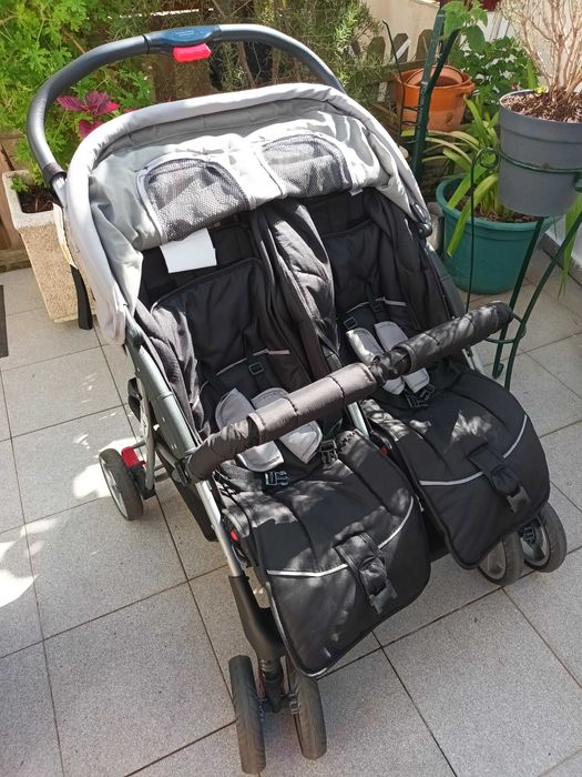 Carrinho de Passeio Duplo - Gêmeos