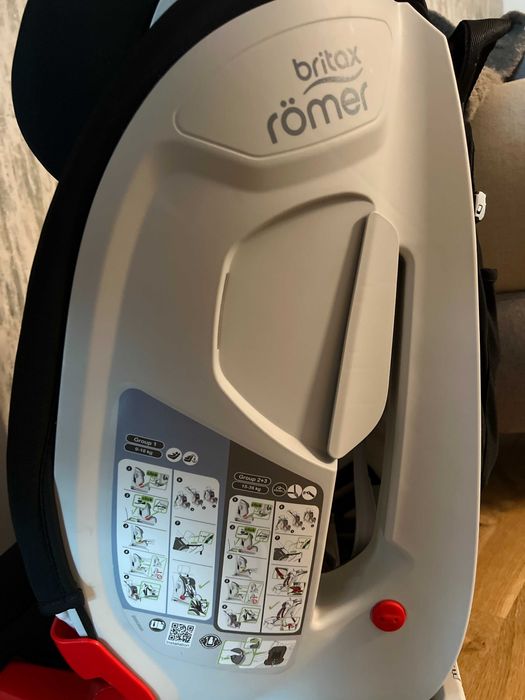 Cadeira Auto Britax Römer Advansafix III (9–36 kg) – ISOFIX