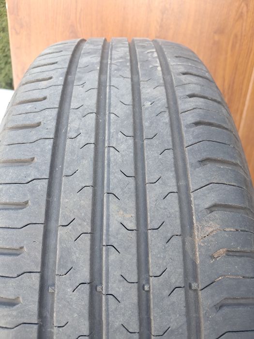 215 65 R17 Opony letnie Continental