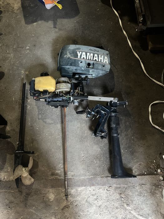 Лодочний мотор Yamaha 2