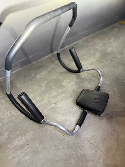 Suporte de Abdominais / Ab Roller com Apoio de Cabeça