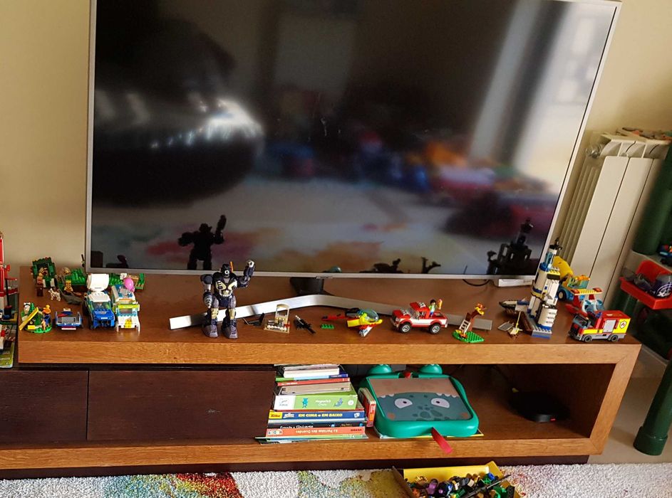 Televisão da Marca Samsung 55" 4K UHD