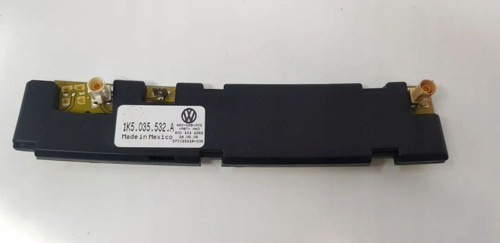 WZMACNIACZ ANTENOWY VW JETTA 1K5035532A