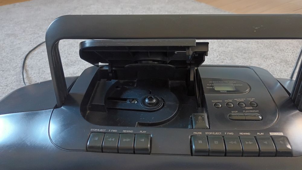 Radioodtwarzacz Sharp