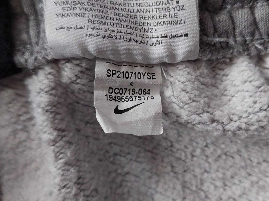 Мужские спортивные штаны Nike Fleece Jogger с лампасами