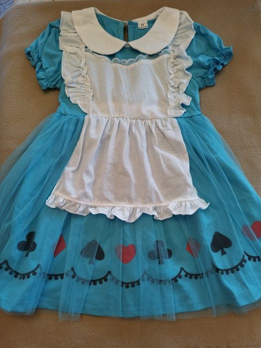 Vestido Alice no País das Maravilhas