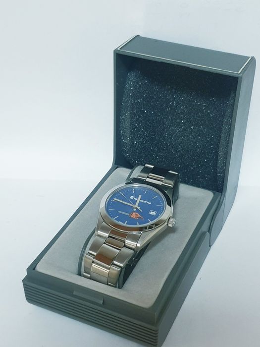 raro swiss relógio de homem HUSQVARNA quartz