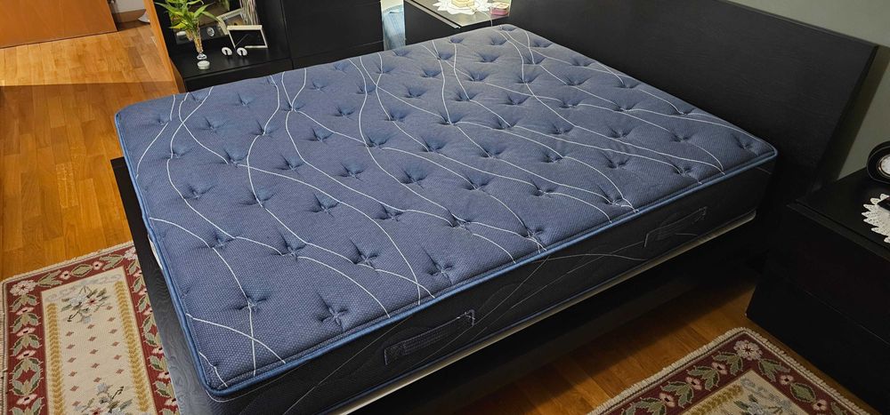 Colchão Molaflex "Moon" 160cm por 200cm com factura e garantia