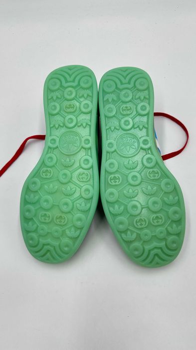 Sapatilhas adidas x Gucci Gazelle Azul Claro Tamanho 40 Novas