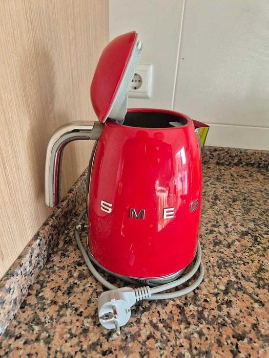 Conjunto SMEG Torradeira + Chaleira | Estilo Retro