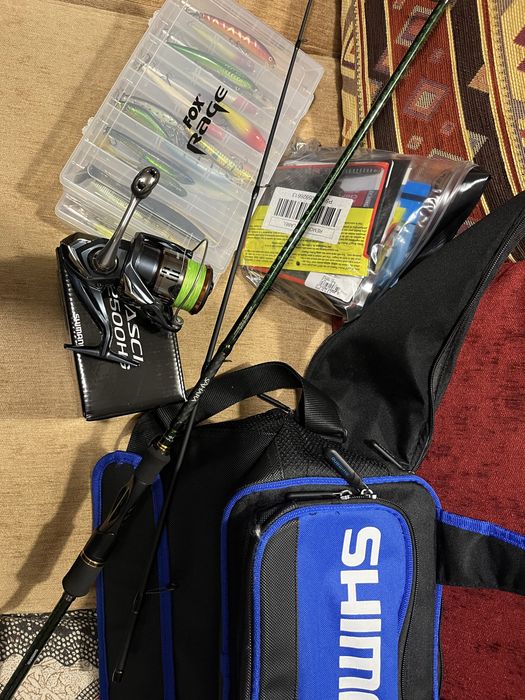 Cana shimano sahara + carreto shimano nasci + amostra + mala