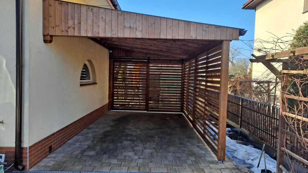 Odsprzedam wiatę garażową