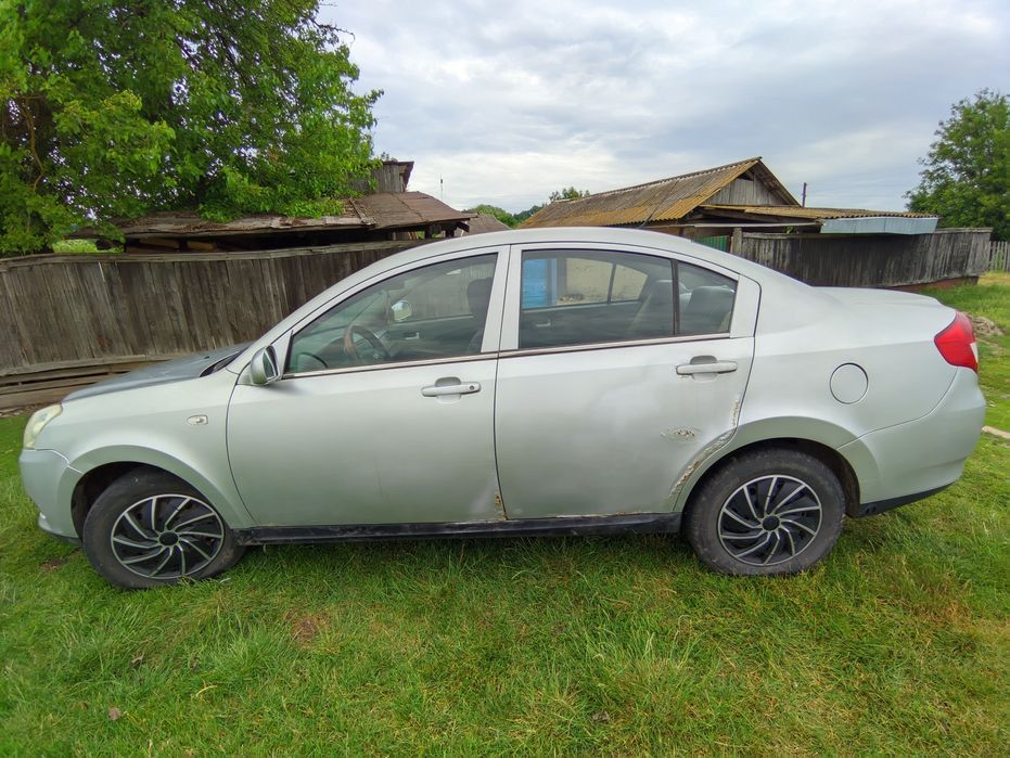 Продам автомобіль chery e5 стан на фото всі деталі по тел або відео