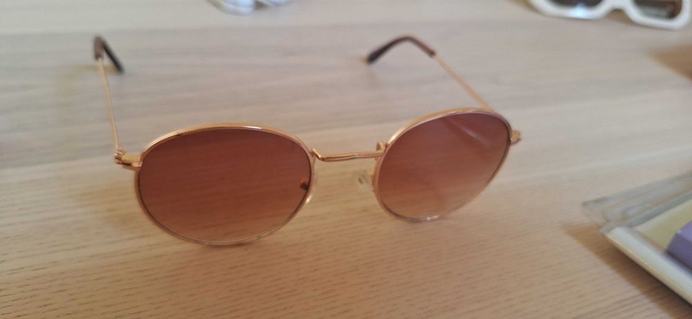 Conjunto de óculos de sol