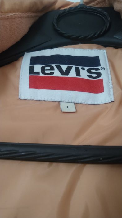 Levi's Kurtka damska  zimowa, puchowa rozmiar L