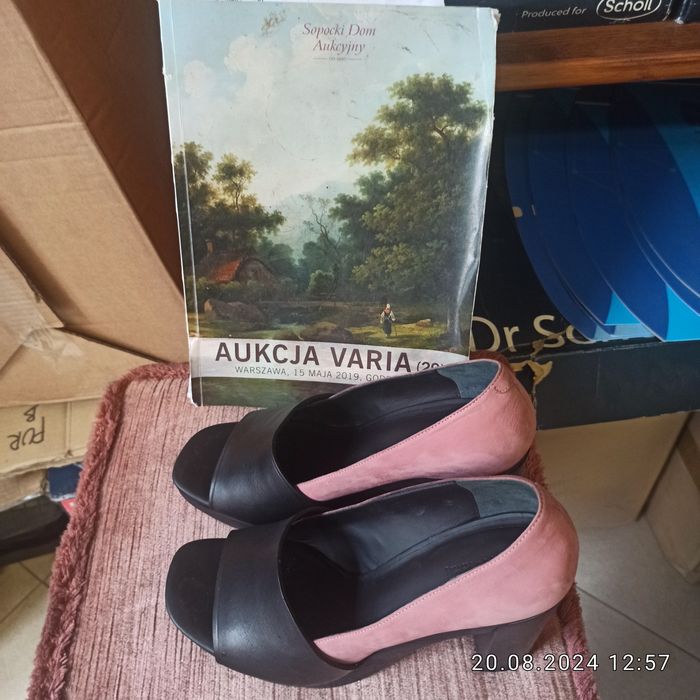 Buty other stories
