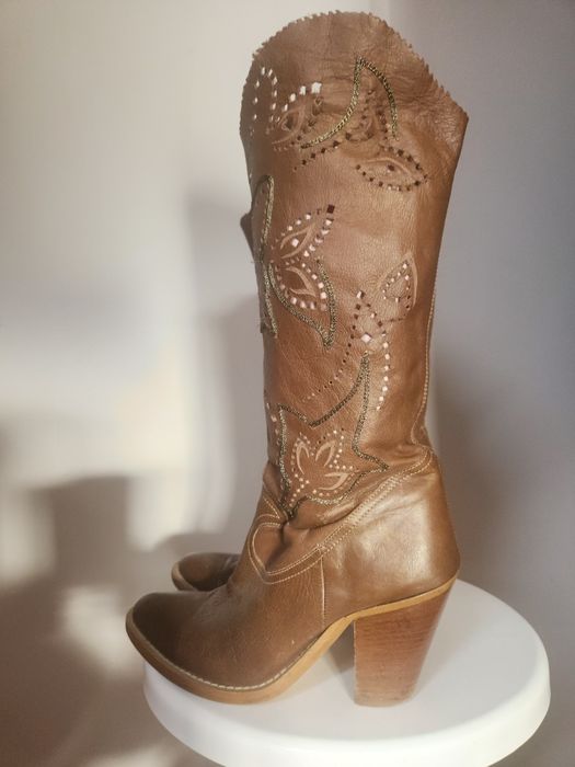 Botki kowbojki firmowe całe ze skóry naturalnej roz 36 NEXT zdobione