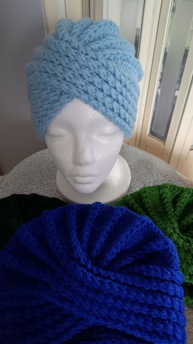 Czapka - turban, nowa, robiona ręcznie drutami.