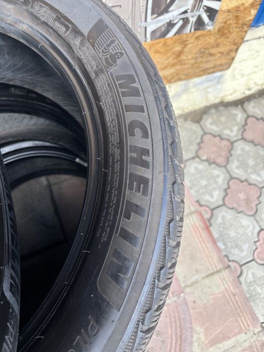 235/50/19 Michelin 6.5mm 17_20год Зима топ состояние!)
