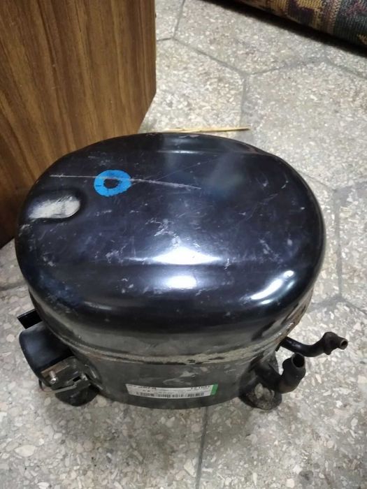 Продаю компрессор холодильника Aspera T2168E