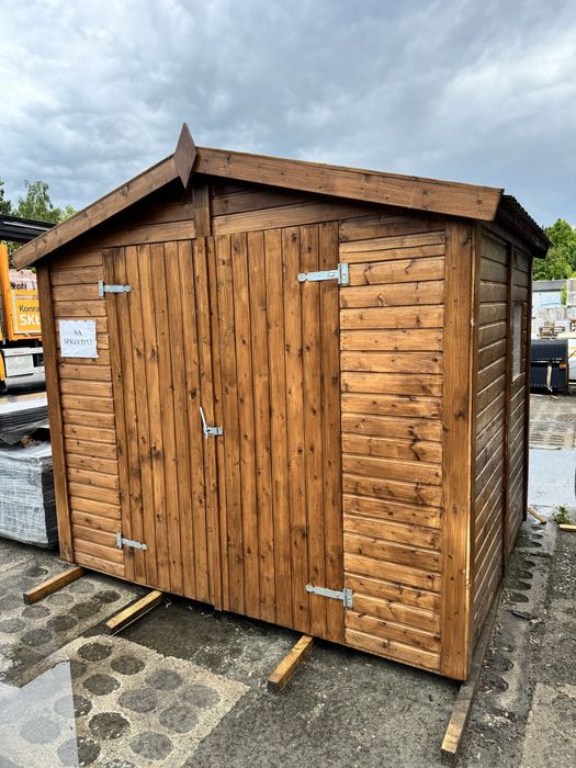 Narzędziowy domek o powierzchni 4,5m2, świerk skandynawski złóż do sam