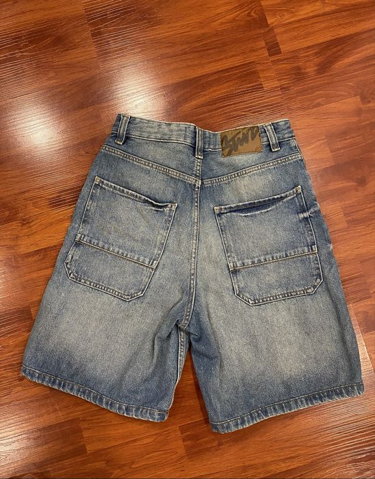 Шорти базові Pull and Bear