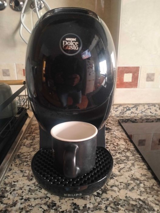 Máquina de café  doce Gusto Neo