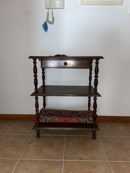 Sala de estar/jantar completa e um quarto