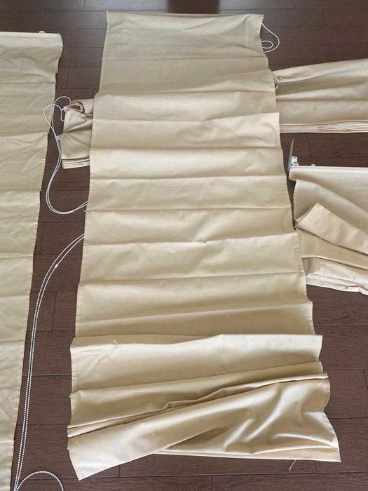 Conjunto 5 cortinas, pack de montagem completo. Semi novas.