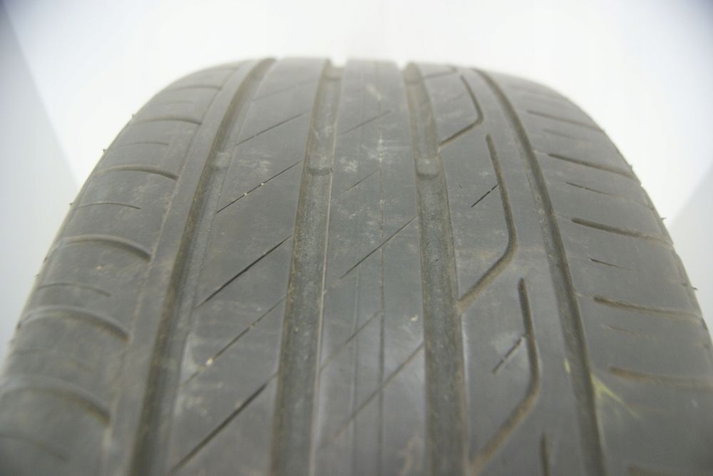 225/55R17 97W Bridgestone Turanza T001 (72101)