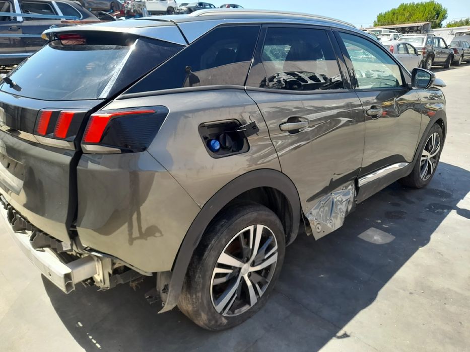 Para peças PEUGEOT 3008 II (M_)