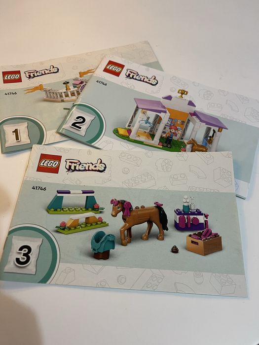 Lego Friends szkolenie koni 41746