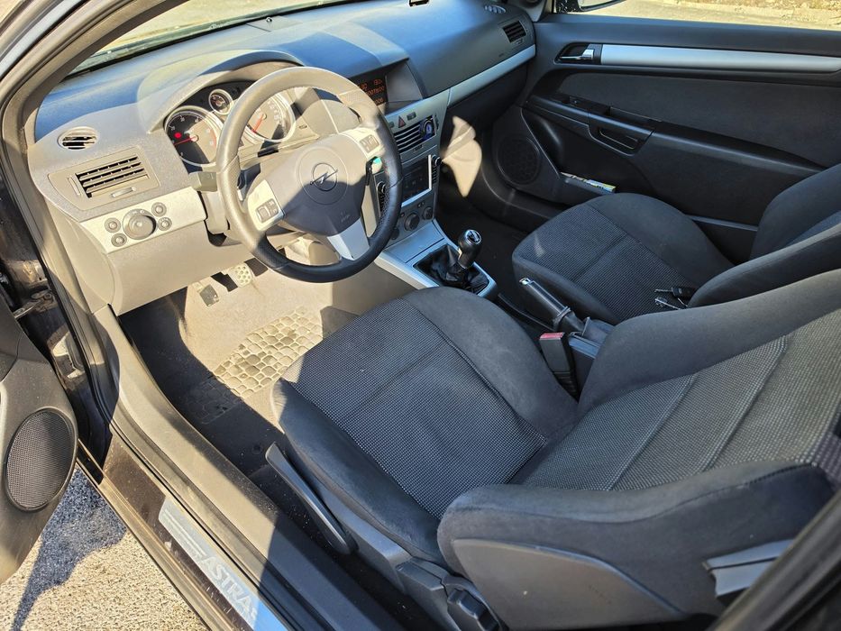 Opel Astra 1.9 cdti 150 cv