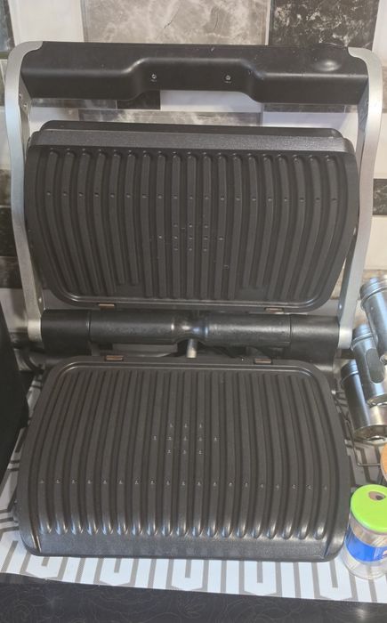 Продам гриль Tefal OptiGrill+ GC712D34