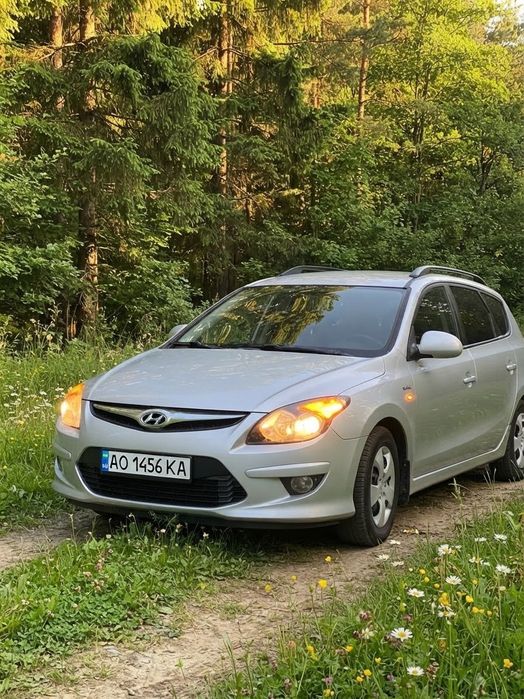 Автомобіль Хюндай і30