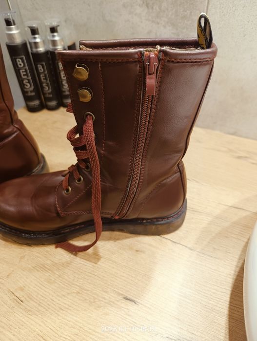 Trapery firmy BDX Fooywear