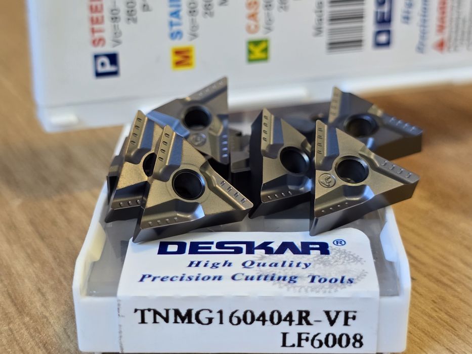 Płytki tokarskie wieloostrzowe Deskar TNMG 160404R-VF LF6008