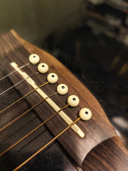 Gitara akustyczna używana