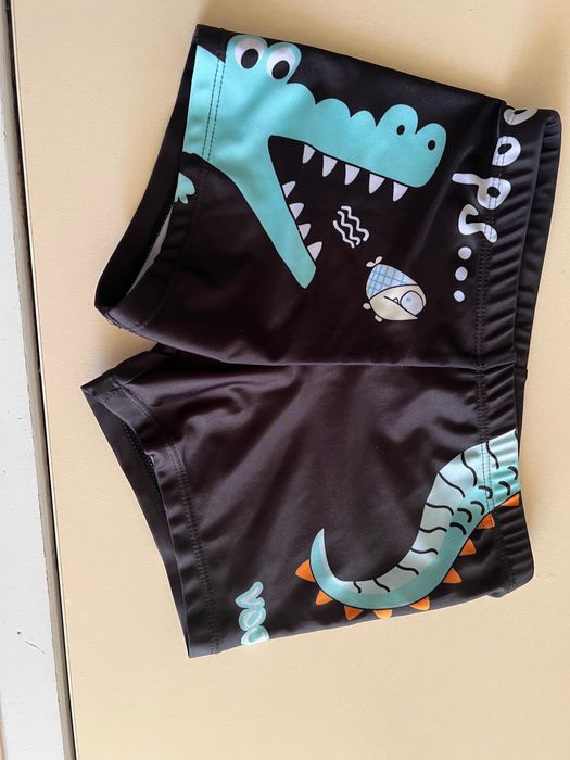 Дитячі плавки  116/122 на резинці стан нових!