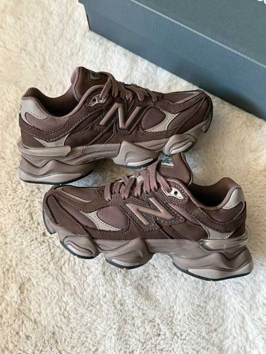New Balance 9060 Chocolate R.44