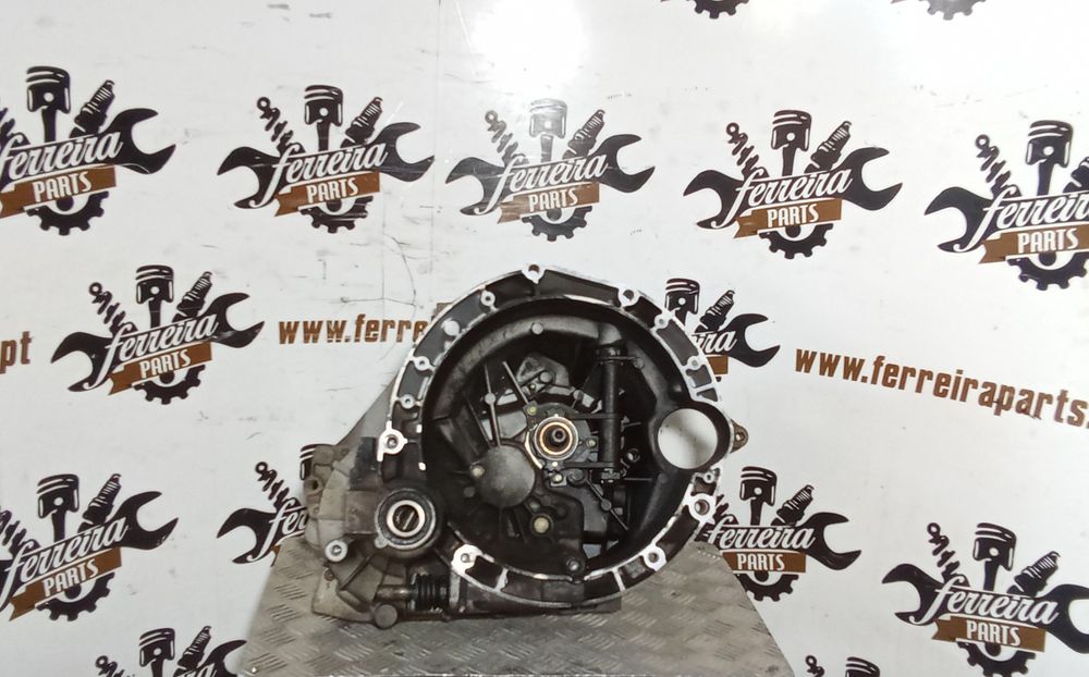 CAIXA DE VELOCIDADES ROVER 25 1.4I REF: 3U3R-7002-AA