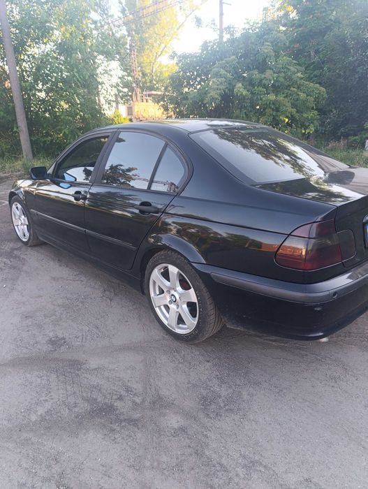 Продам BMW 2001г
