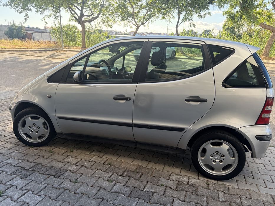 Mercedes Benz A160
