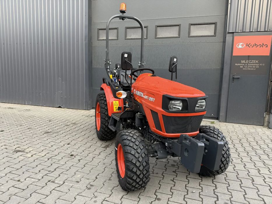 Kubota ek1-261  Kubota ek1-261 HST, przekładnia hydrostatyczna, dostępna od ręki